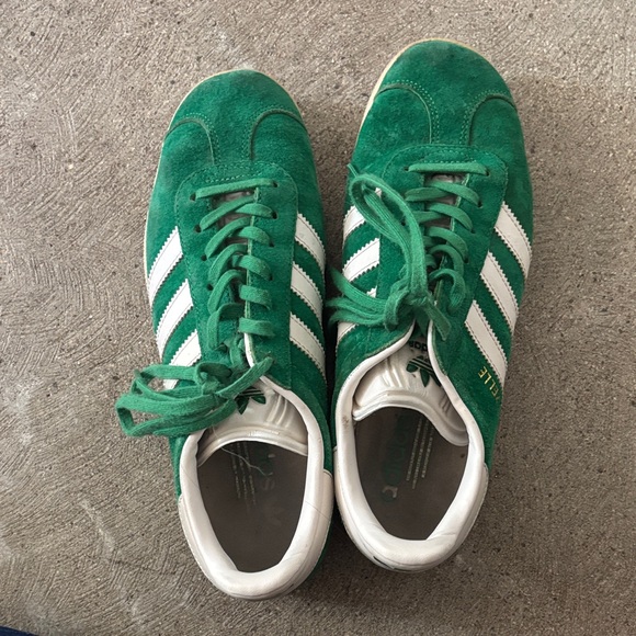 adidas Shoes - Adidas Classic Green and White Trainers